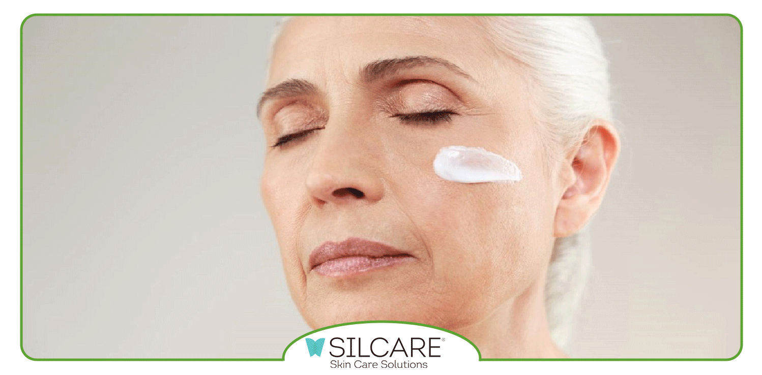 نحوه استفاده از کرم مرطوب کننده صورت در شب