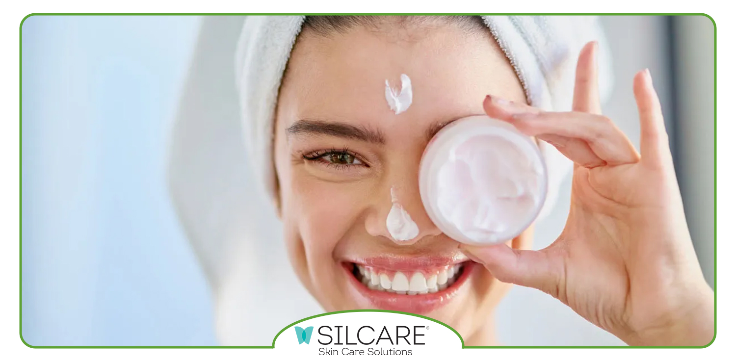 آبرسانی پوست صورت با روش های خانگی