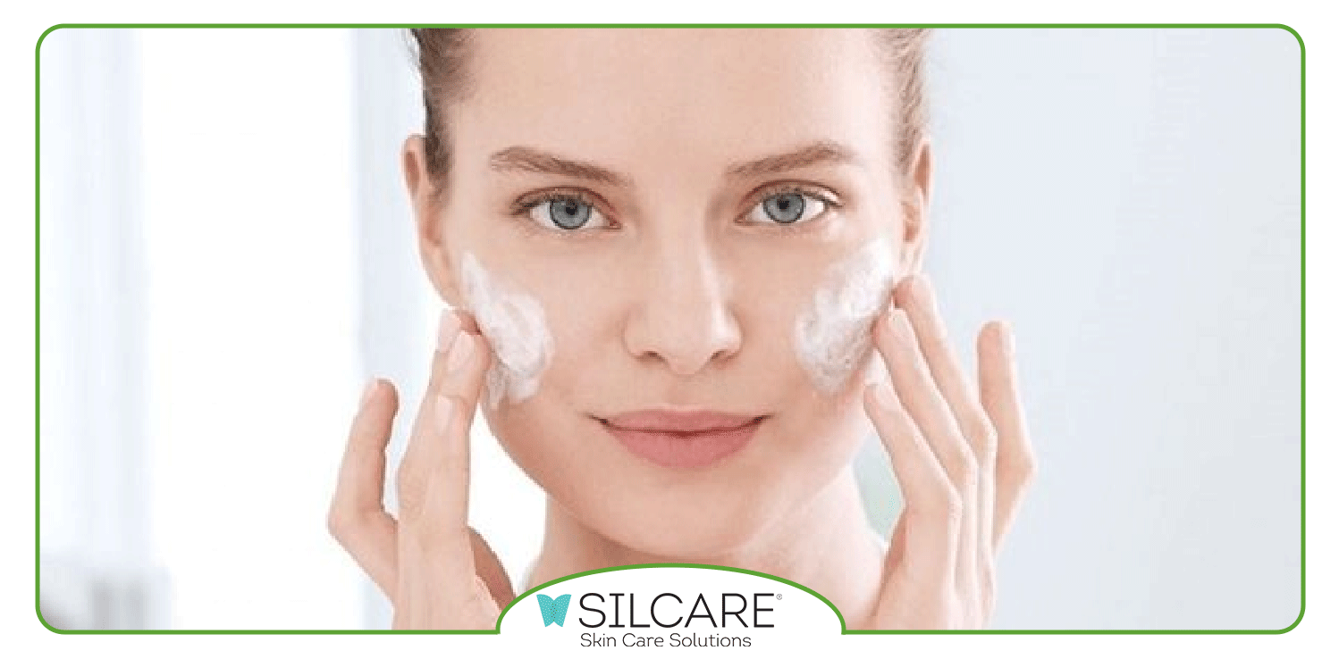 استفاده از کرم مرطوب کننده صورت سیلکر چه مزایایی دارد؟