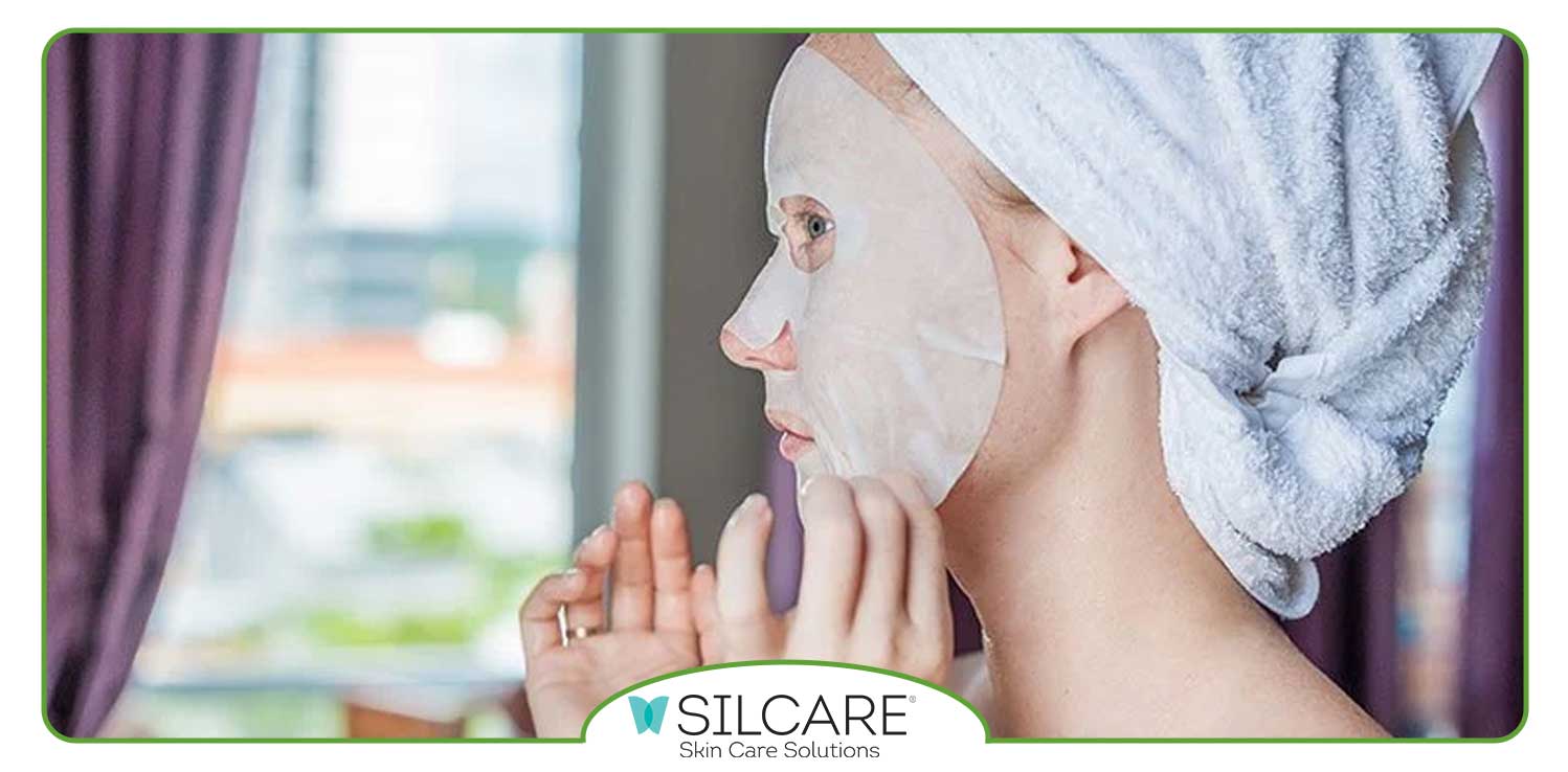 چه زمانی باید از شستن صورت پس از استفاده از ماسک ورقه ای خودداری کرد؟