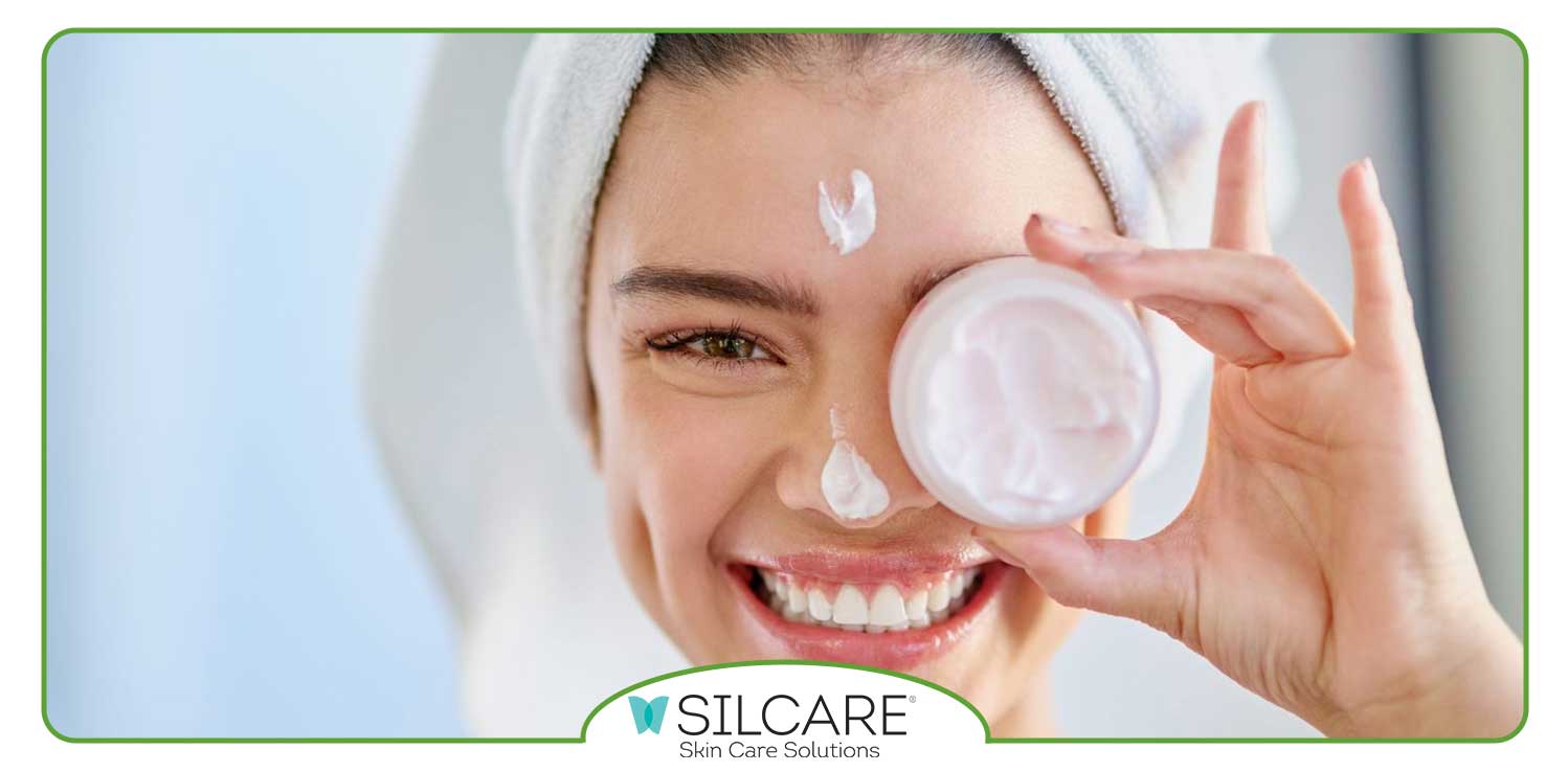 درمان ترک و خشکی پوست با کرم مرطوب کننده سیلکر
