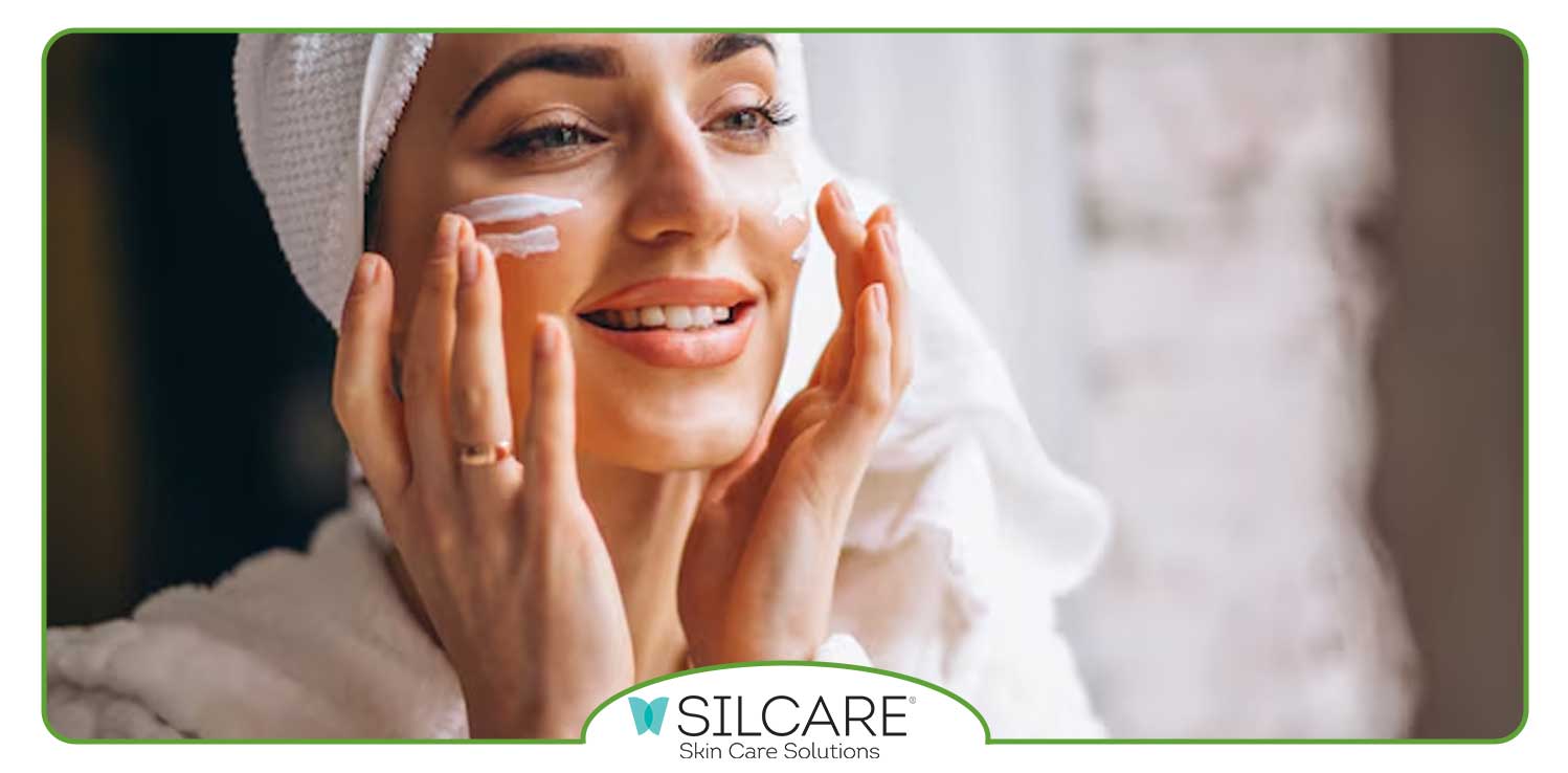 اعمال مرطوب کننده بلافاصله بعد از حمام یا شستن دست ها