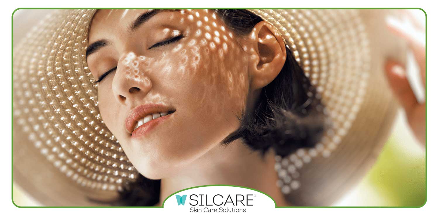 ویژگی های یک ضد آفتاب و روشن کننده ایده آل