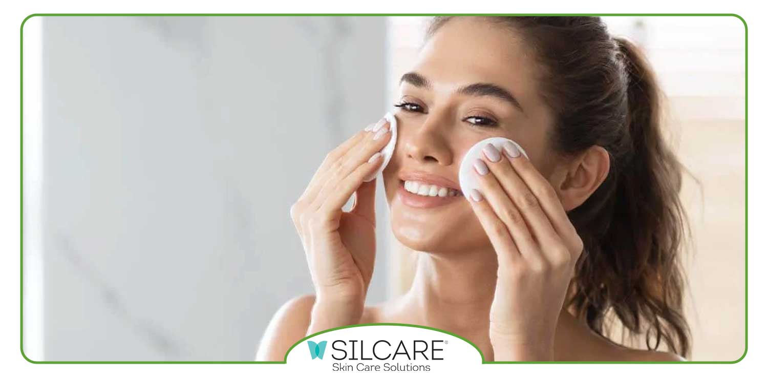 تونر ضد لک و روشن کننده برای پوست خشک و نرمال