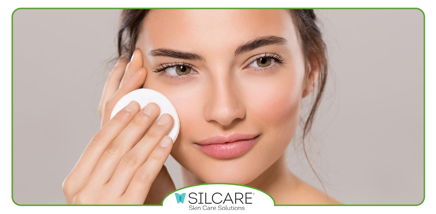 نحوه استفاده تونر پاک کننده صورت پوست خشک سیلکر