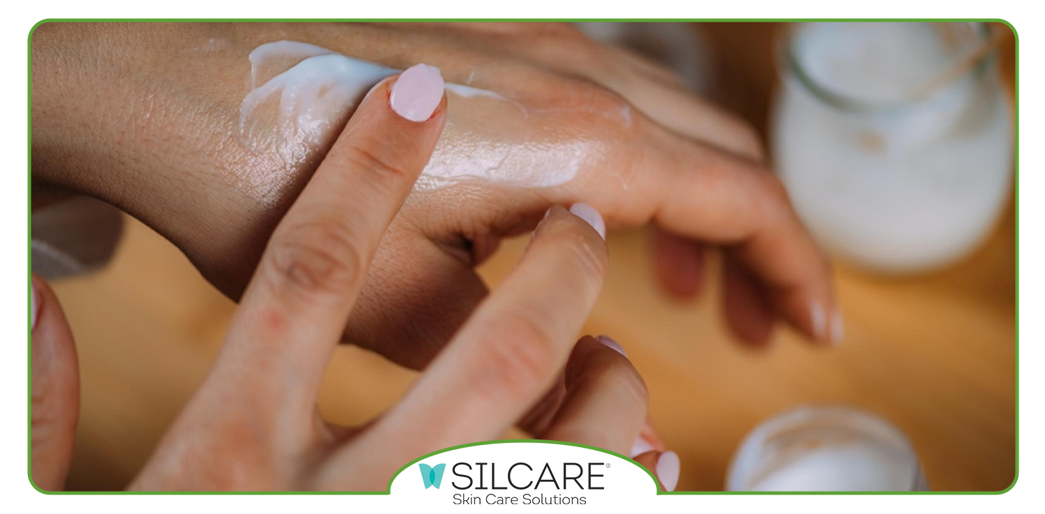 طریقه استفاده از ژل ترمیم سیلکر برای تسریع بازسازی پوست